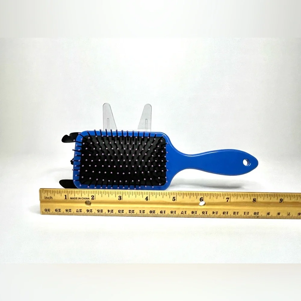 Stitch 3-D Hair Brush